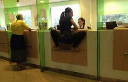 美女是蜘蛛精吗？