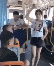 她骗我了