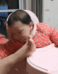 虽然隔着屏幕，气质还是窜出来了。