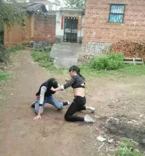 女汉纸打架真特么猛