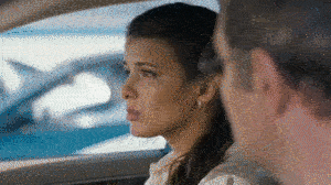 据说很多老司机等红绿灯时都有这个习惯