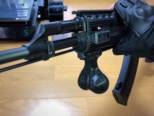 本产品设计高度符合人体工程学