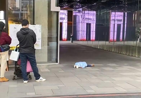 奶奶还有十秒到达现场