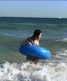 感觉你一个人好尴尬啊