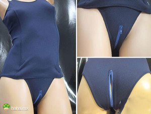 一种泳衣，方便上厕所的