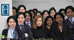 金星问一个男嘉宾妈妈,对儿媳妇有什么要求,这妇女说手脚冰凉的不能要,因为她是一个高级营养师,知道手脚冰凉的女的宫寒。你宫不寒,你的子宫冬暖夏凉