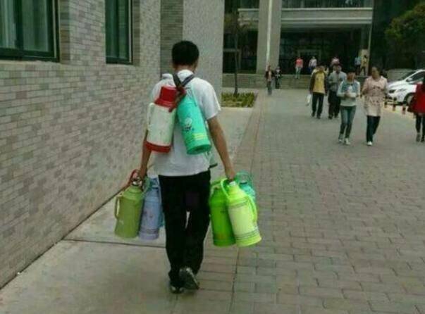 水瓶侠