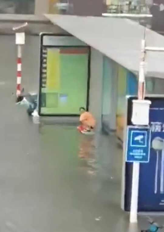 我等的船还不来，我等的人还不明白