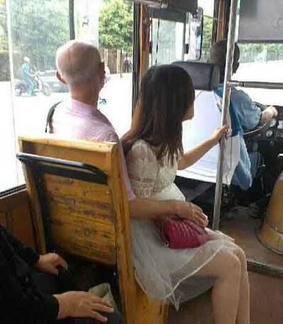 公交车上的励志案例