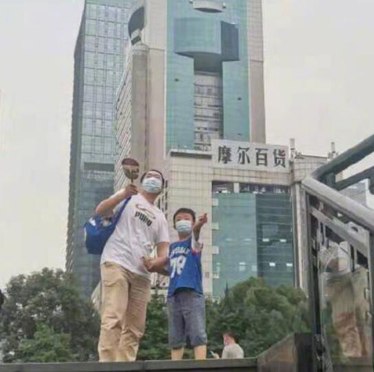 摩尔庄园种的地,在这兑换产权吗?