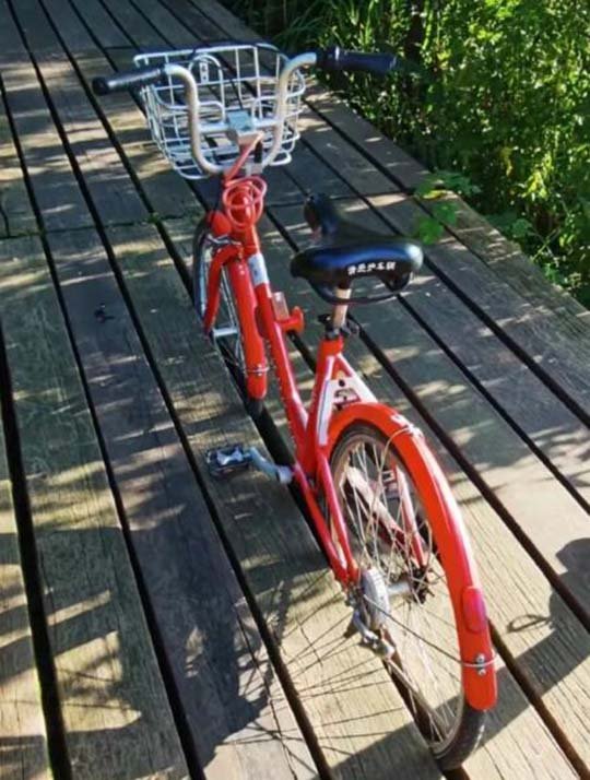 这也算被夹了吧