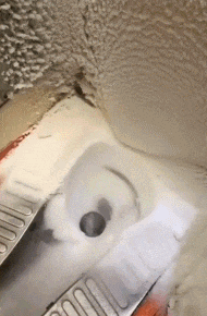 东北火车上的厕所，这该怎么办？