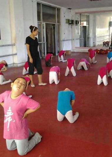 快回家吧孩纸，你不是那块料