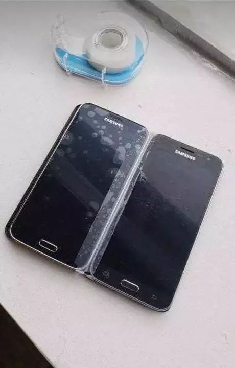 我也有折叠手机啦