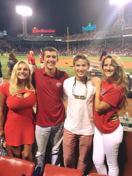 事实证明,大质量引起光线偏转