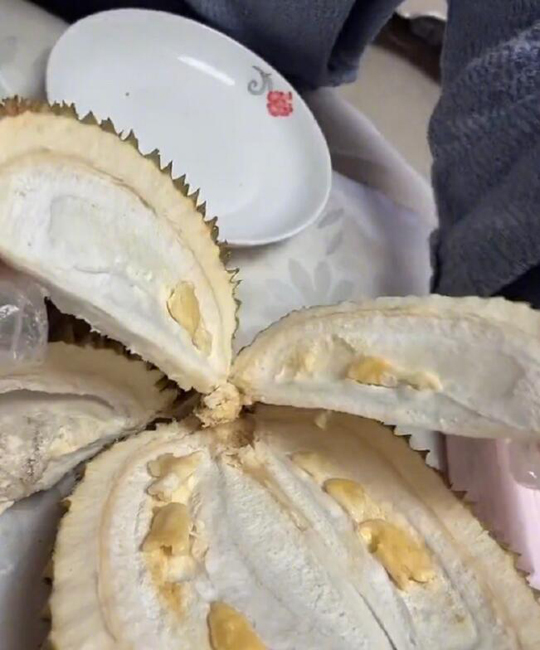 白瞎了准备那么大个盘子