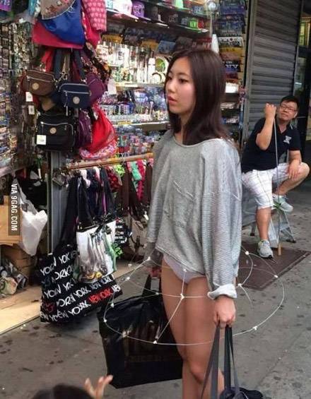 妹子穿的是皇帝的裙子吗?