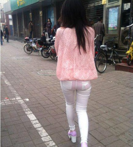 美女的裤子好内涵