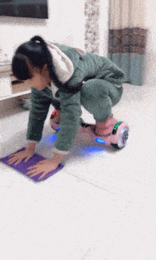 会玩，这么擦地省劲多了