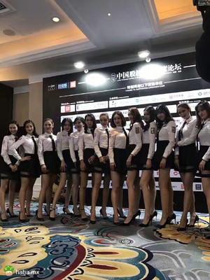 知道的以为是全国PE/VC开会，不知道的还以为是夜总会