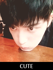 金在中可爱gif，不就是卖个萌嘛！本宝宝从来没有怕过！