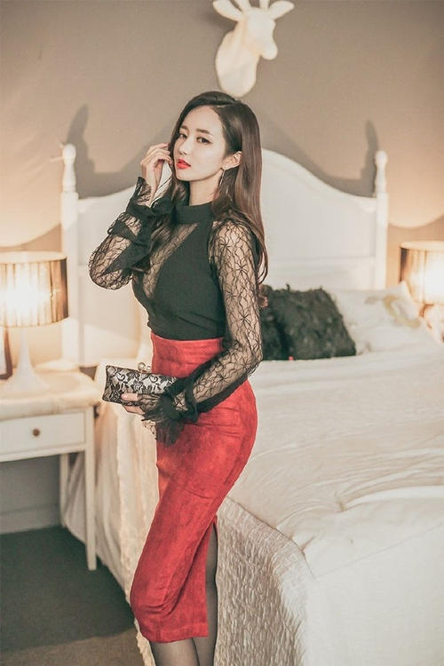 蕾丝透视装美女丝袜长腿包臀裙靓丽写真